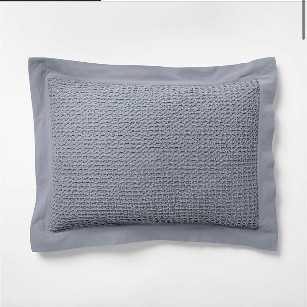 🌙 B45 - Crate & Barrel Organic Cotton Waffle Smoke Blue Standard Bed Pil